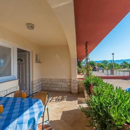 Lavanda Apartment